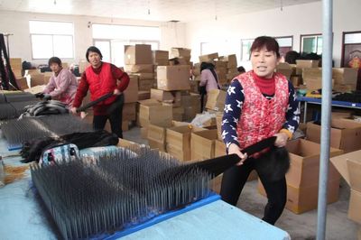 梁山縣“扶貧微工廠”產(chǎn)品揚(yáng)帆出海，創(chuàng)新廣告設(shè)計(jì)打開(kāi)國(guó)際銷路